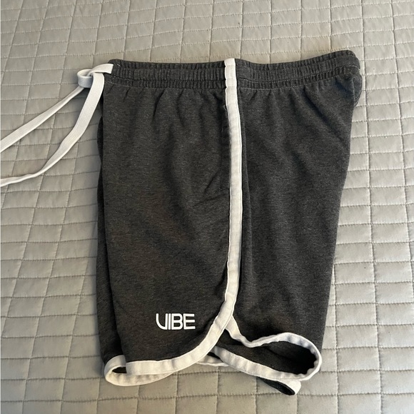 vibe Mens Shorts - Picture 3 of 4